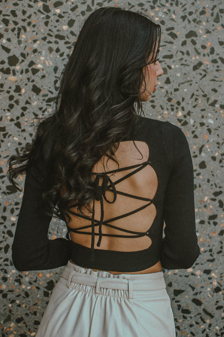 Love Me Top Black