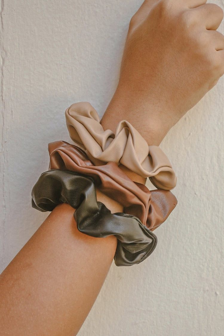 Mia Scrunchie Mocha