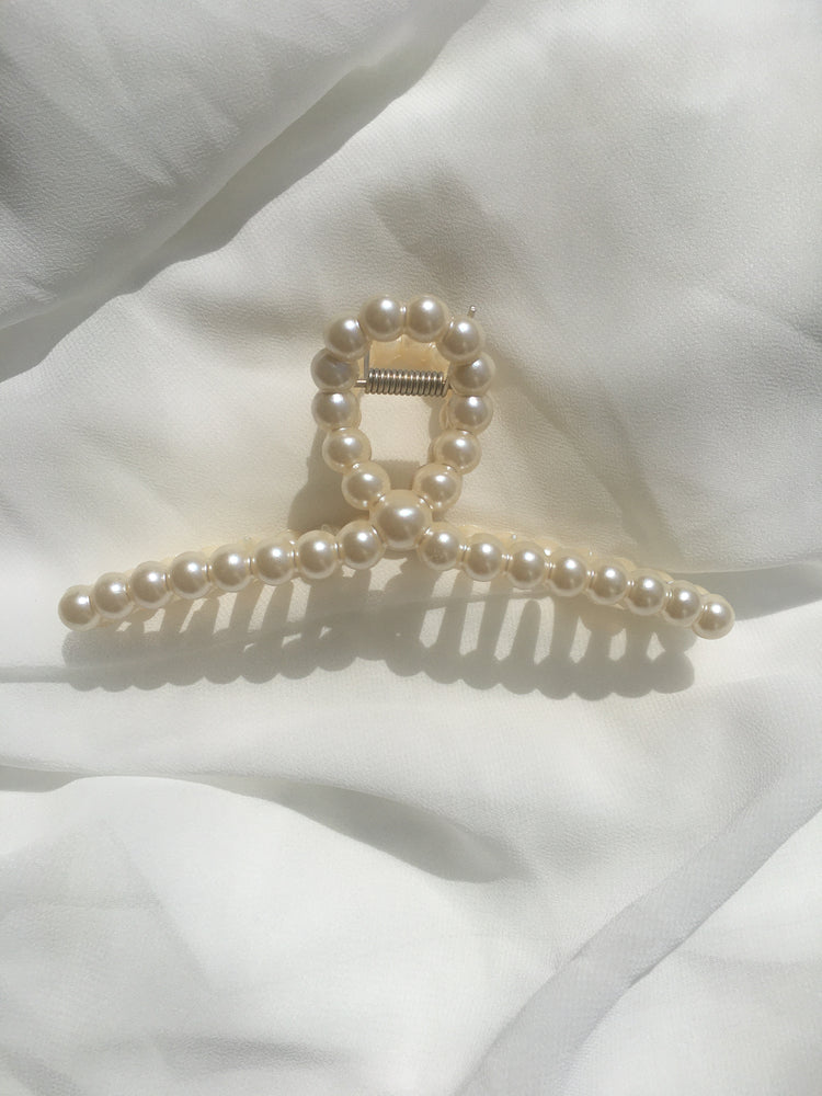 Pearl Single Layer Hair Clip