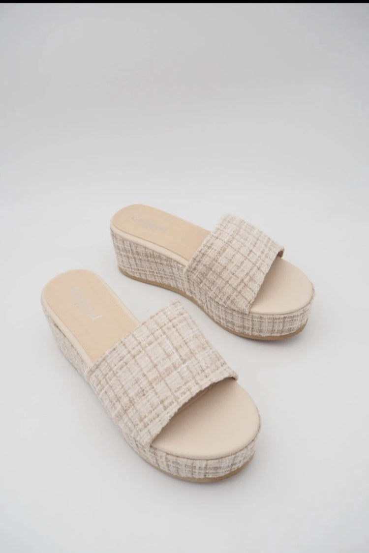 Zelie Tweed Wedge Mule Beige