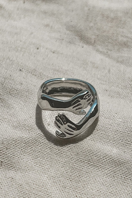 Hug Ring Silver