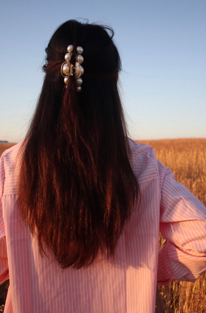 Pearl Claw Clip